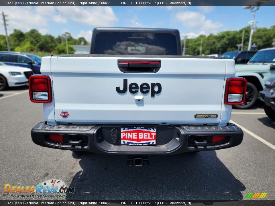 2023 Jeep Gladiator Freedom Edition 4x4 Bright White / Black Photo #6