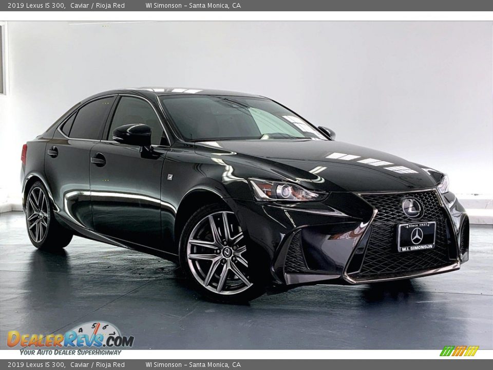 Front 3/4 View of 2019 Lexus IS 300 Photo #34