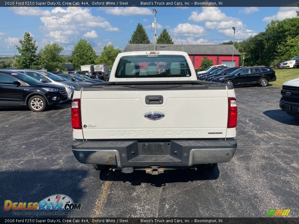 2016 Ford F250 Super Duty XL Crew Cab 4x4 Oxford White / Steel Photo #4