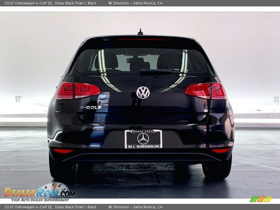 2016 Volkswagen e-Golf SE Deep Black Pearl / Black Photo #3