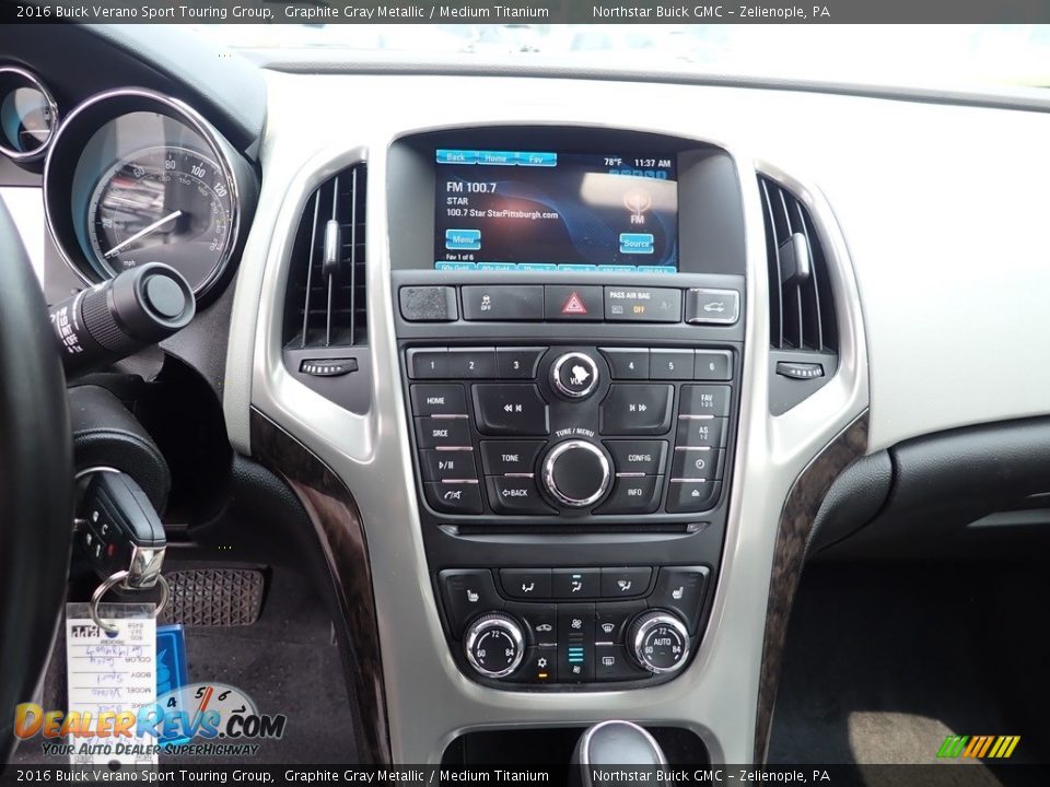 Controls of 2016 Buick Verano Sport Touring Group Photo #22
