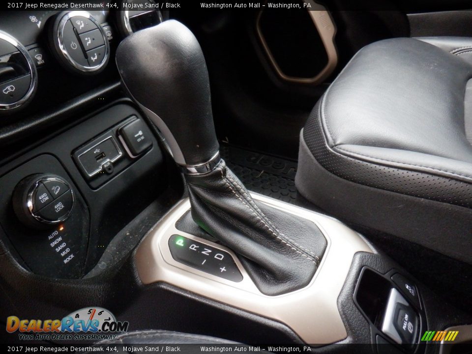 2017 Jeep Renegade Deserthawk 4x4 Shifter Photo #23