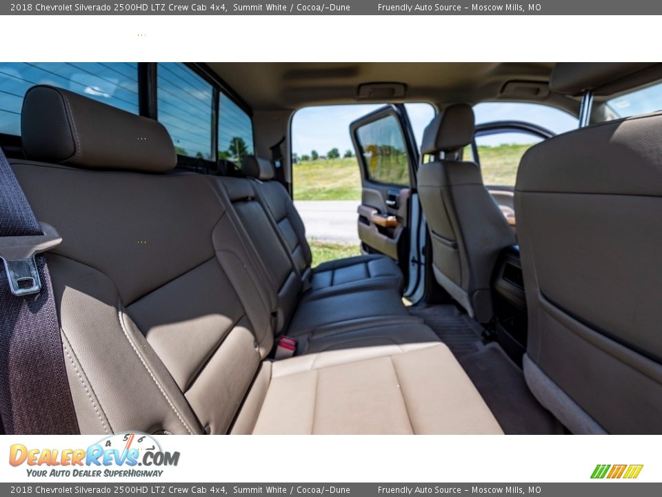 Rear Seat of 2018 Chevrolet Silverado 2500HD LTZ Crew Cab 4x4 Photo #22