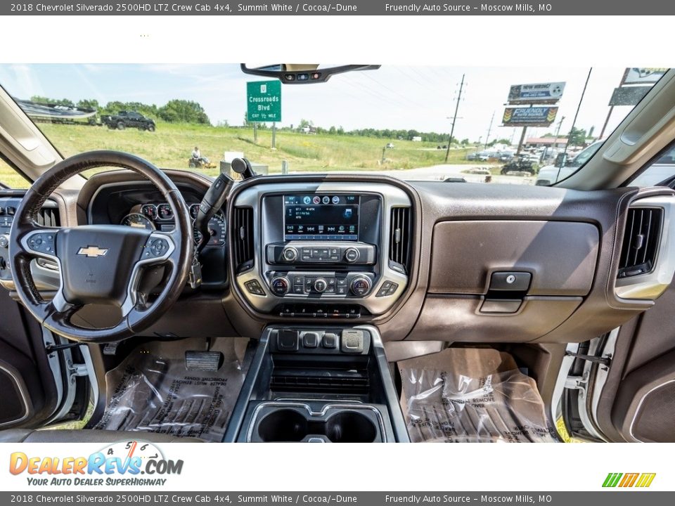 Dashboard of 2018 Chevrolet Silverado 2500HD LTZ Crew Cab 4x4 Photo #26