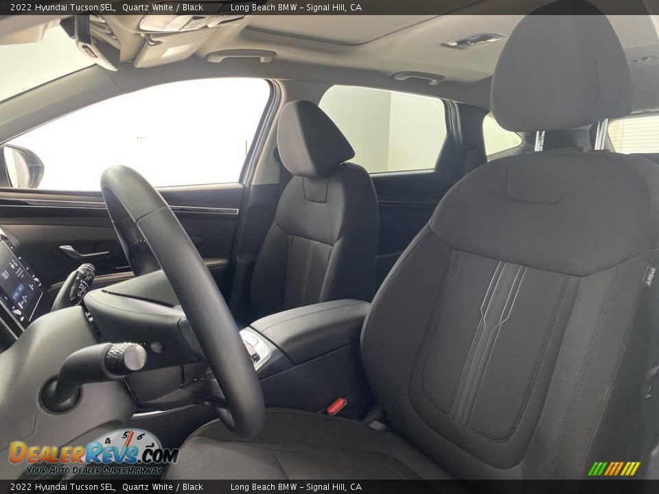 Front Seat of 2022 Hyundai Tucson SEL Photo #16