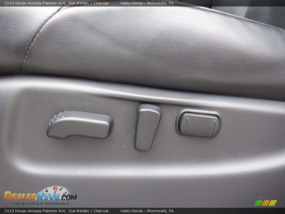 Front Seat of 2019 Nissan Armada Platinum 4x4 Photo #17