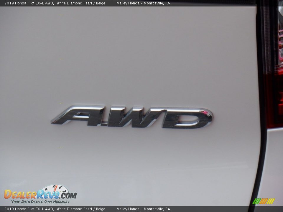 2019 Honda Pilot EX-L AWD White Diamond Pearl / Beige Photo #8