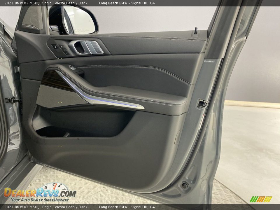 2021 BMW X7 M50i Grigio Telesto Pearl / Black Photo #32
