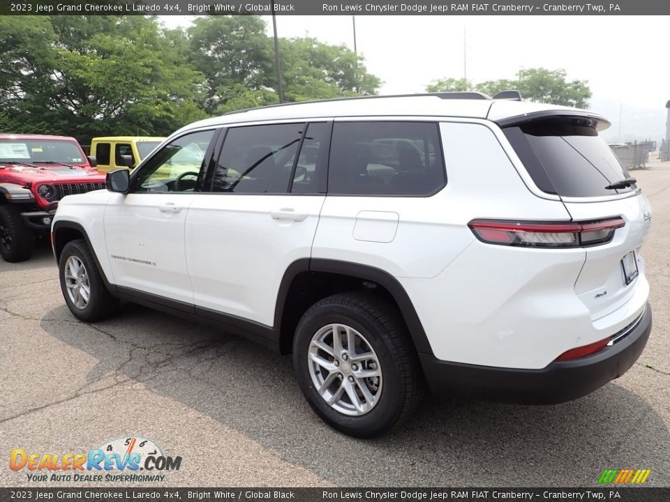 2023 Jeep Grand Cherokee L Laredo 4x4 Bright White / Global Black Photo #3