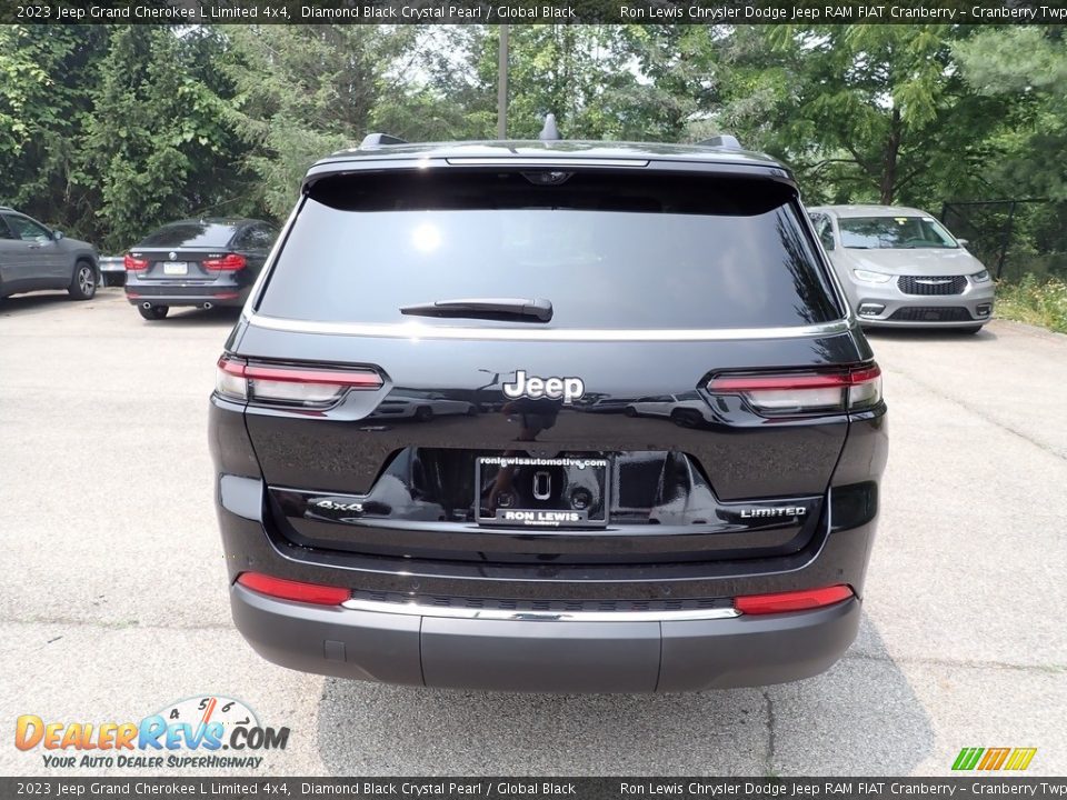 2023 Jeep Grand Cherokee L Limited 4x4 Diamond Black Crystal Pearl / Global Black Photo #4