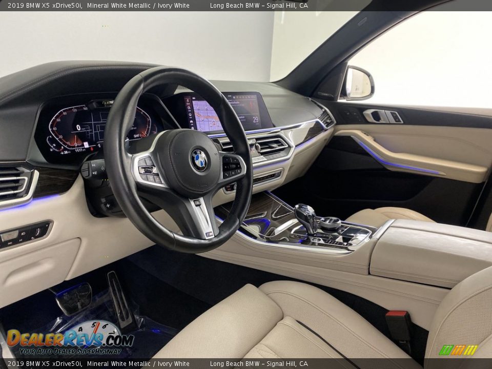 2019 BMW X5 xDrive50i Mineral White Metallic / Ivory White Photo #14