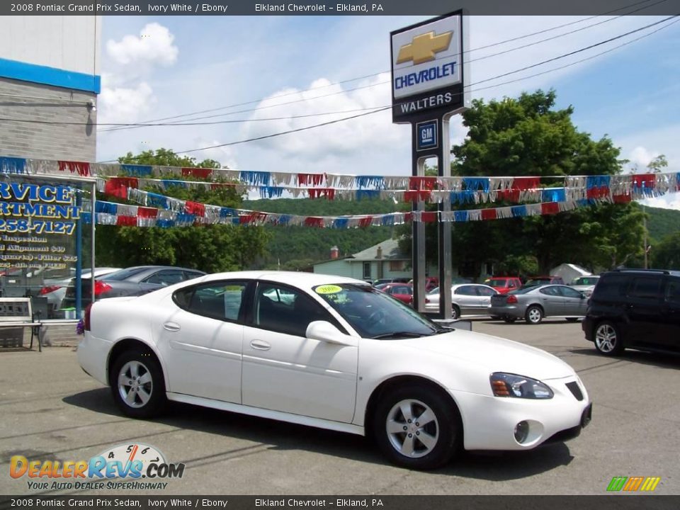 2008 Pontiac Grand Prix Sedan Ivory White / Ebony Photo #1