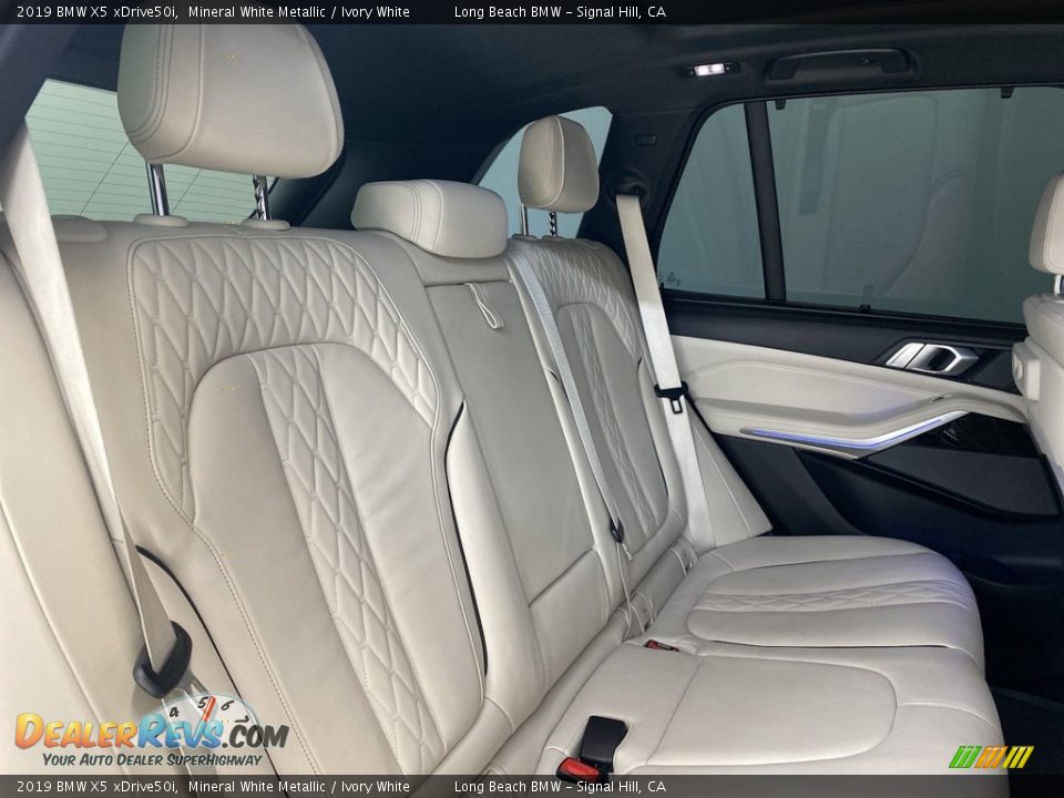 2019 BMW X5 xDrive50i Mineral White Metallic / Ivory White Photo #36