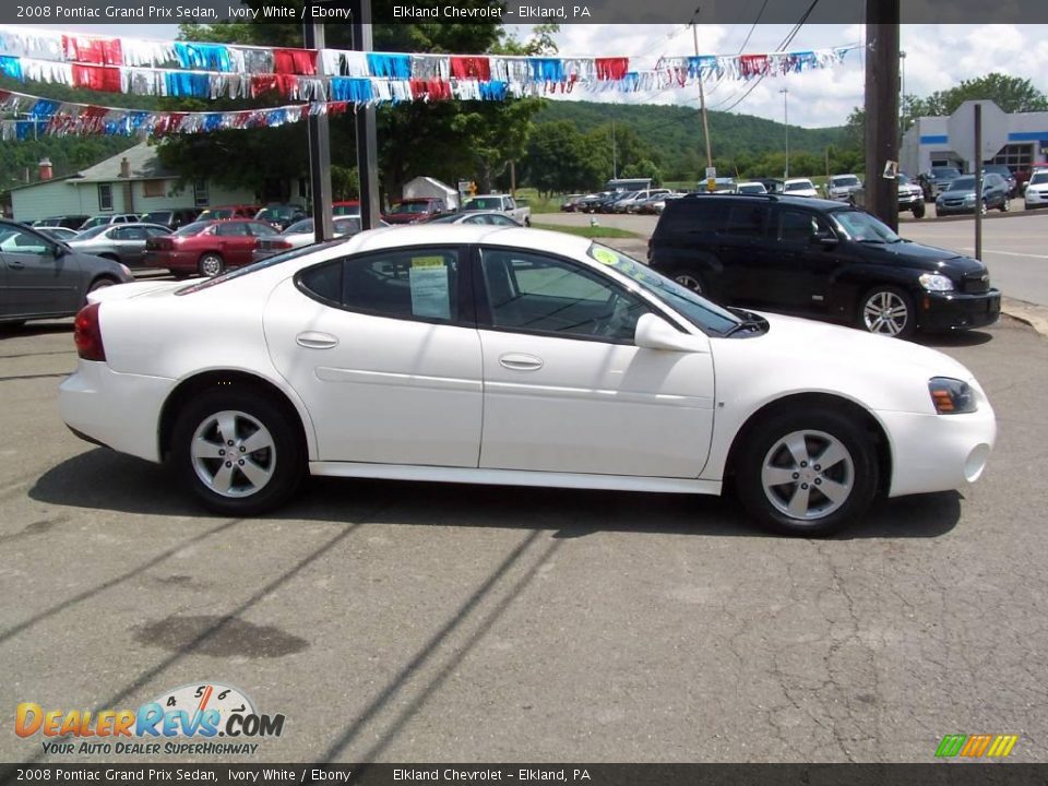 2008 Pontiac Grand Prix Sedan Ivory White / Ebony Photo #8