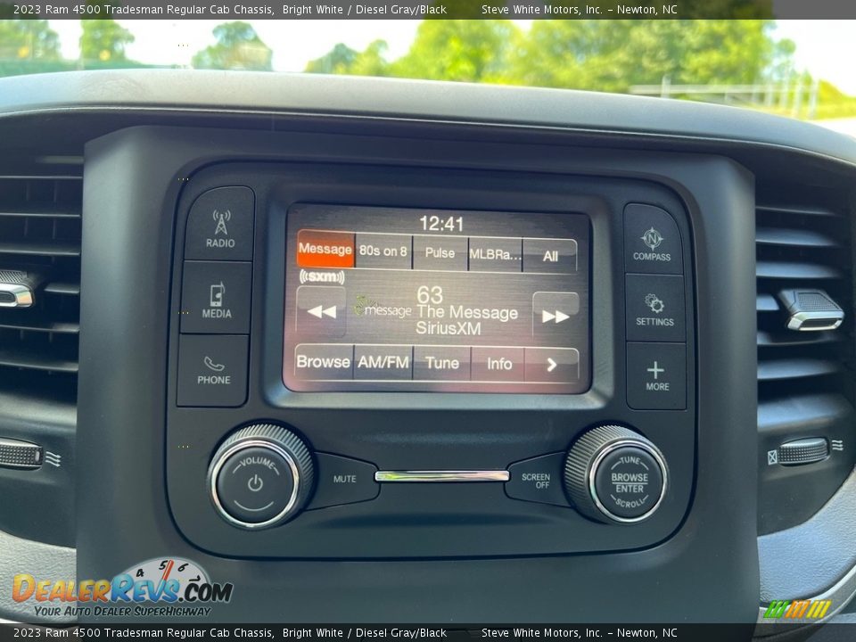 Controls of 2023 Ram 4500 Tradesman Regular Cab Chassis Photo #17