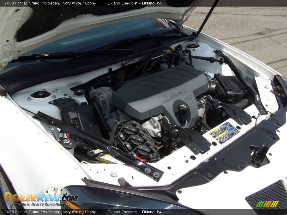 2008 Pontiac Grand Prix Sedan Ivory White / Ebony Photo #13