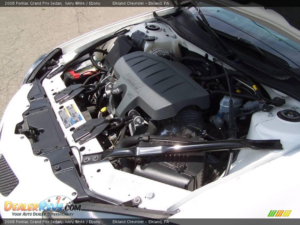 2008 Pontiac Grand Prix Sedan Ivory White / Ebony Photo #15