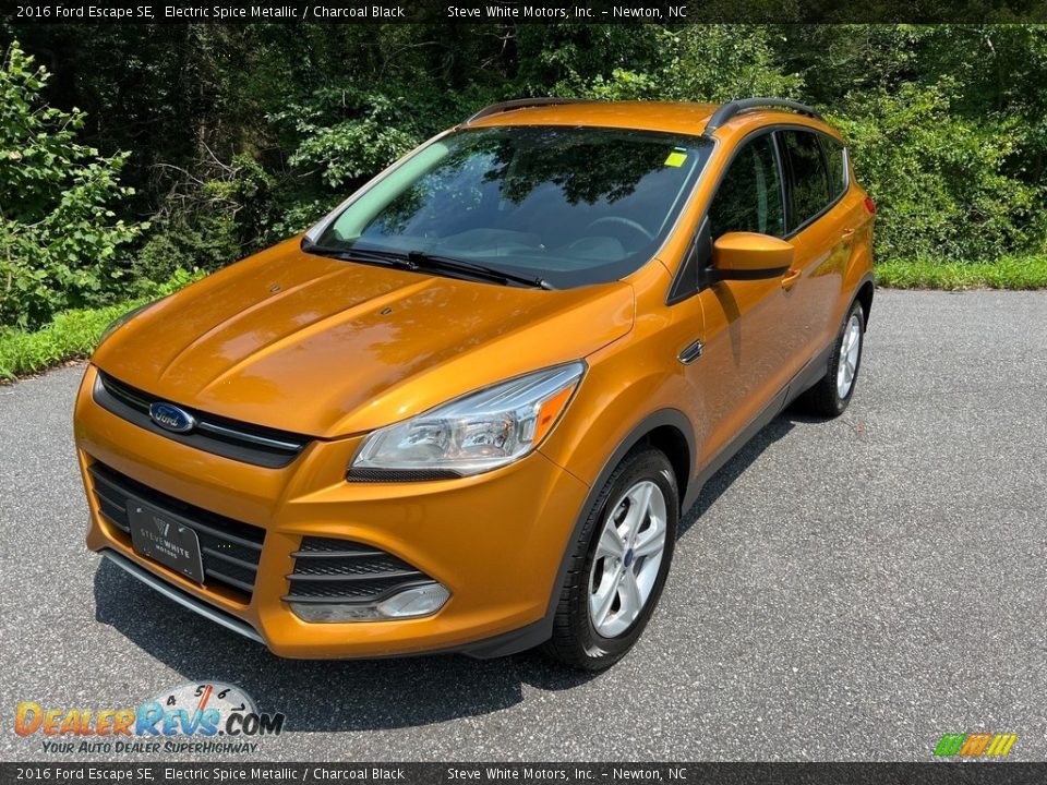 Electric Spice Metallic 2016 Ford Escape SE Photo #2