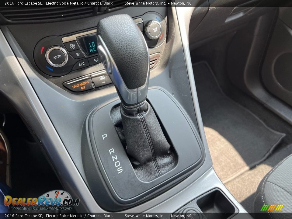 2016 Ford Escape SE Shifter Photo #22