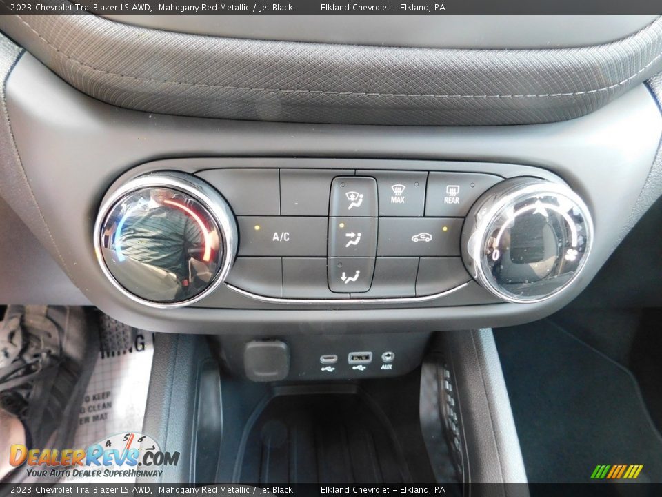 Controls of 2023 Chevrolet TrailBlazer LS AWD Photo #32