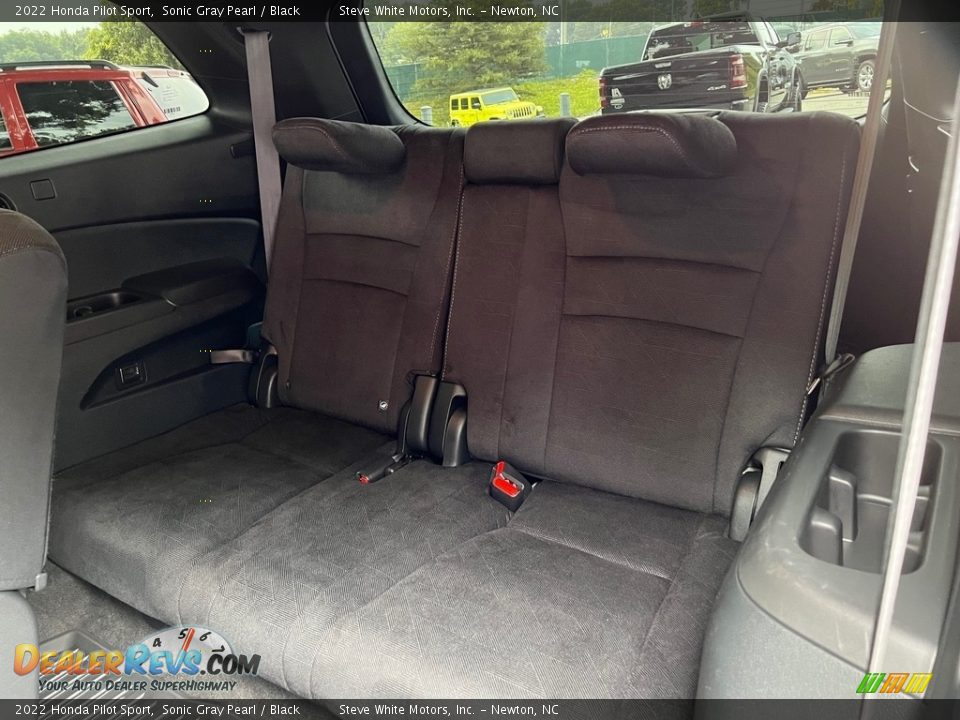 Rear Seat of 2022 Honda Pilot Sport Photo #14