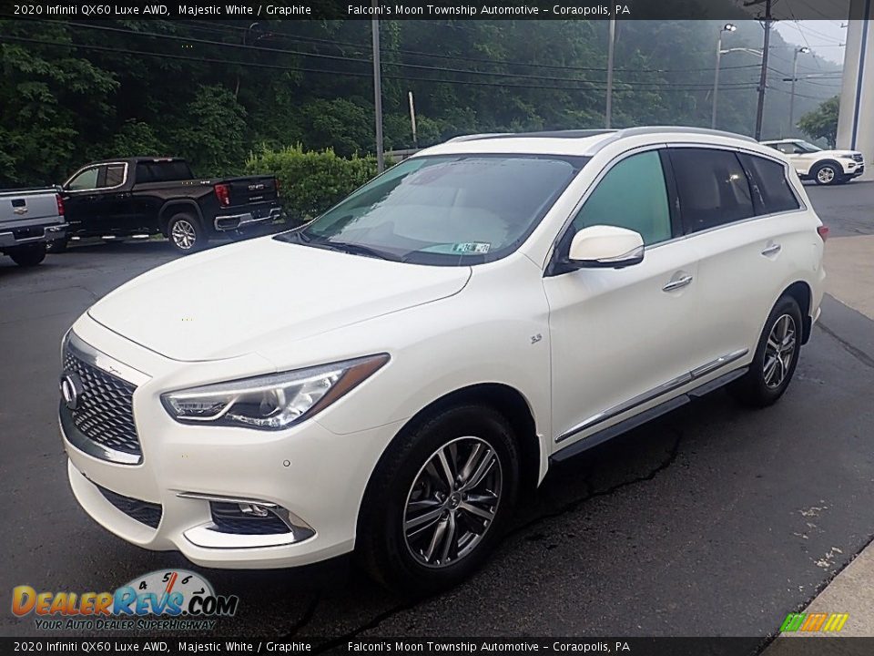 Front 3/4 View of 2020 Infiniti QX60 Luxe AWD Photo #7