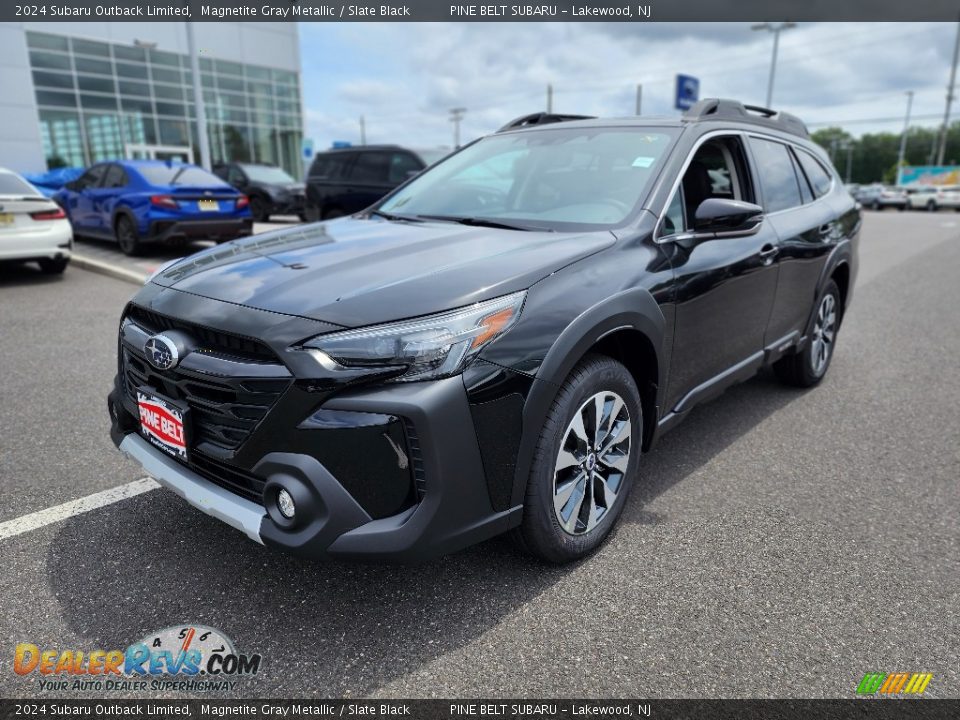 Front 3/4 View of 2024 Subaru Outback Limited Photo #1