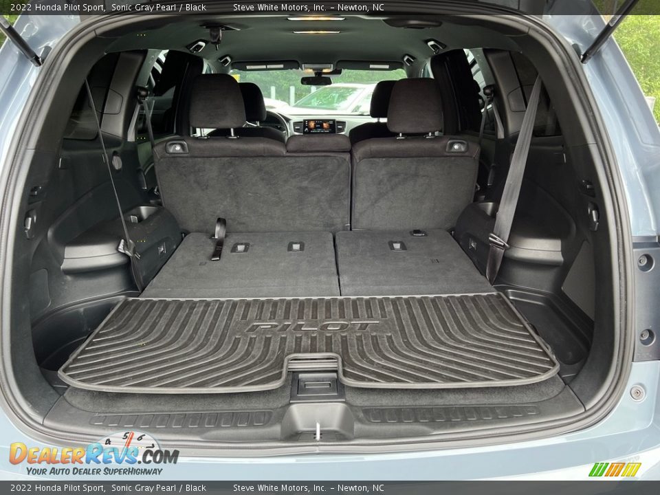 2022 Honda Pilot Sport Trunk Photo #15