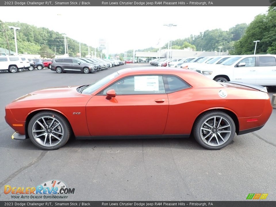 Sinamon Stick 2023 Dodge Challenger R/T Photo #2