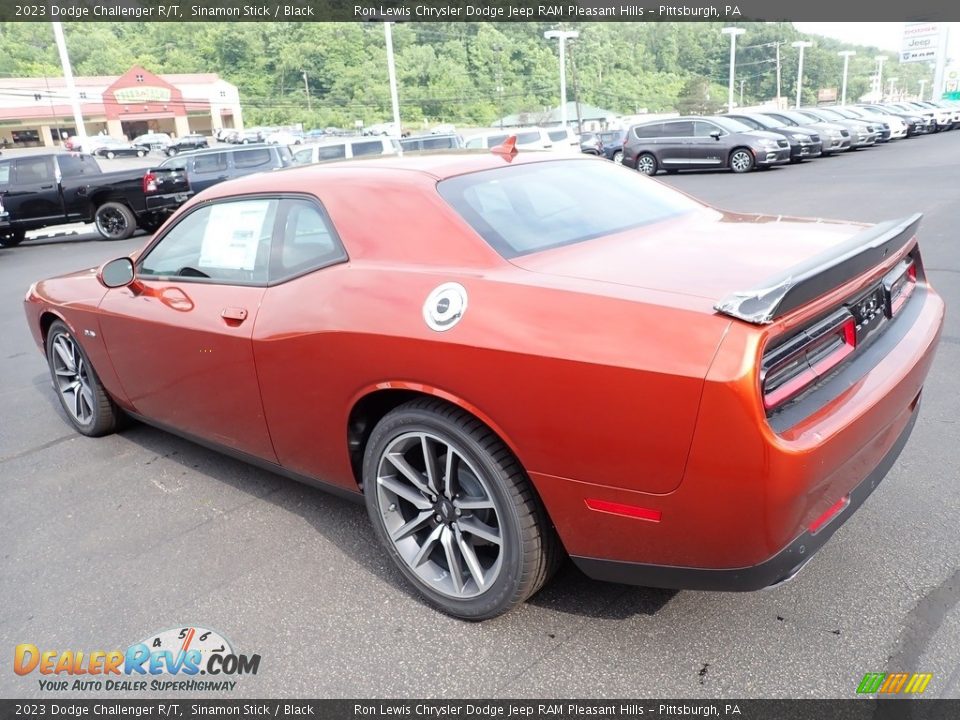 2023 Dodge Challenger R/T Sinamon Stick / Black Photo #3