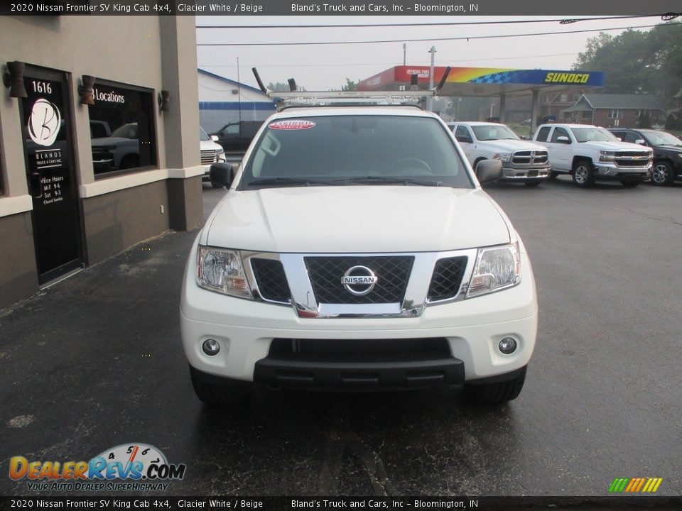 2020 Nissan Frontier SV King Cab 4x4 Glacier White / Beige Photo #28