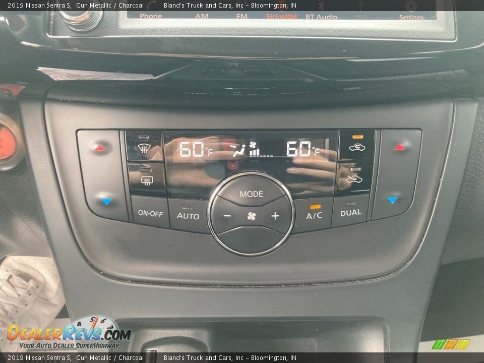 Controls of 2019 Nissan Sentra S Photo #28