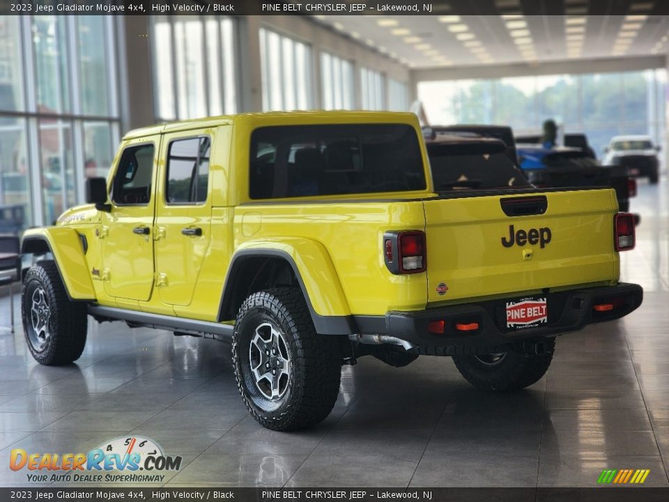 2023 Jeep Gladiator Mojave 4x4 High Velocity / Black Photo #4