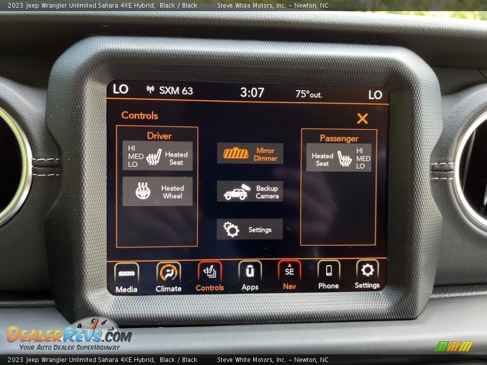 Controls of 2023 Jeep Wrangler Unlimited Sahara 4XE Hybrid Photo #25