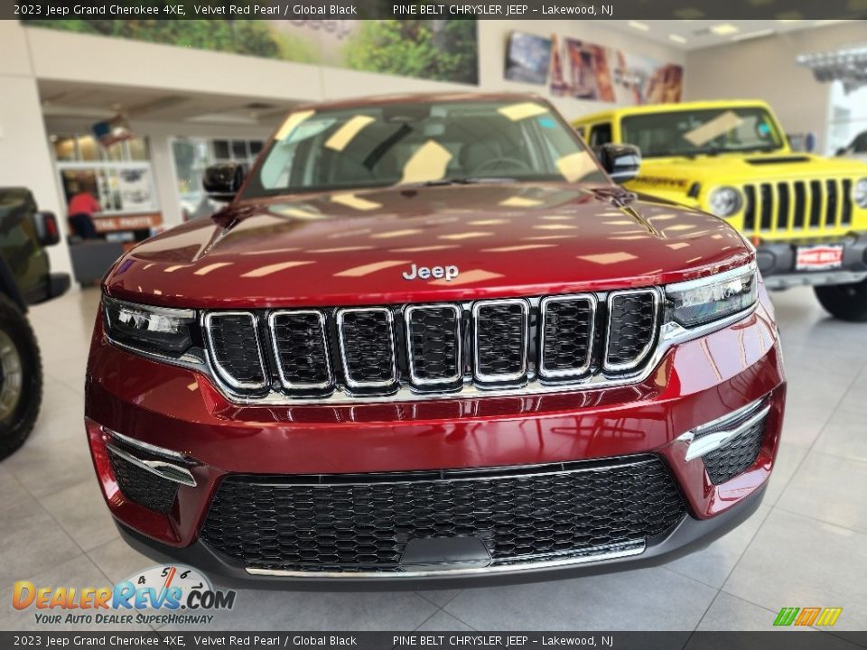 2023 Jeep Grand Cherokee 4XE Velvet Red Pearl / Global Black Photo #2