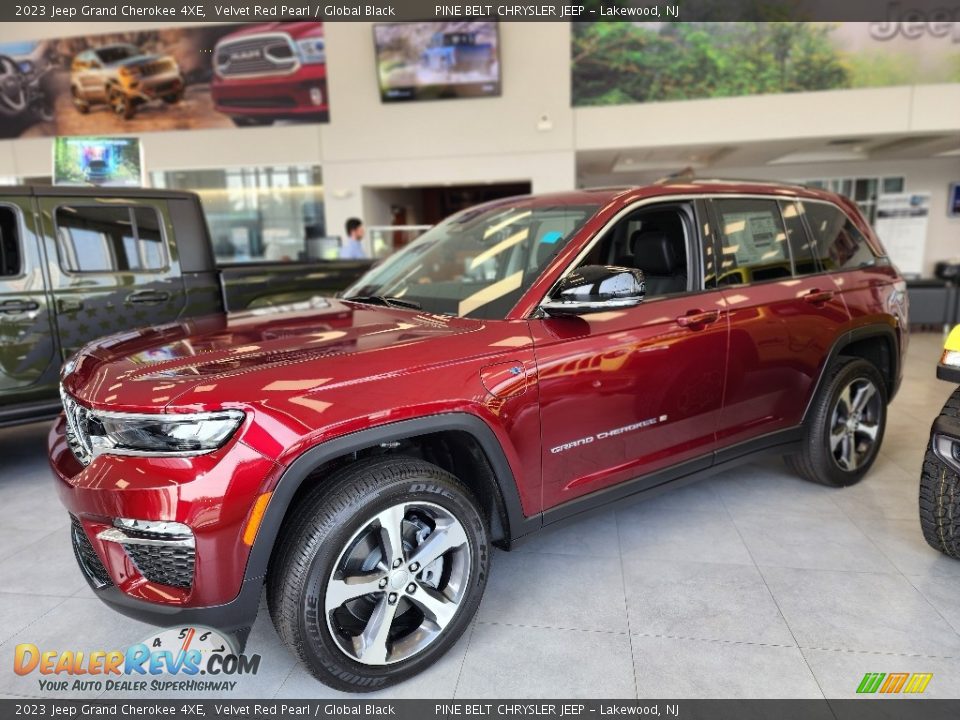 2023 Jeep Grand Cherokee 4XE Velvet Red Pearl / Global Black Photo #3