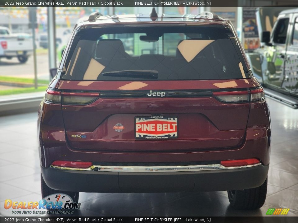 2023 Jeep Grand Cherokee 4XE Velvet Red Pearl / Global Black Photo #4