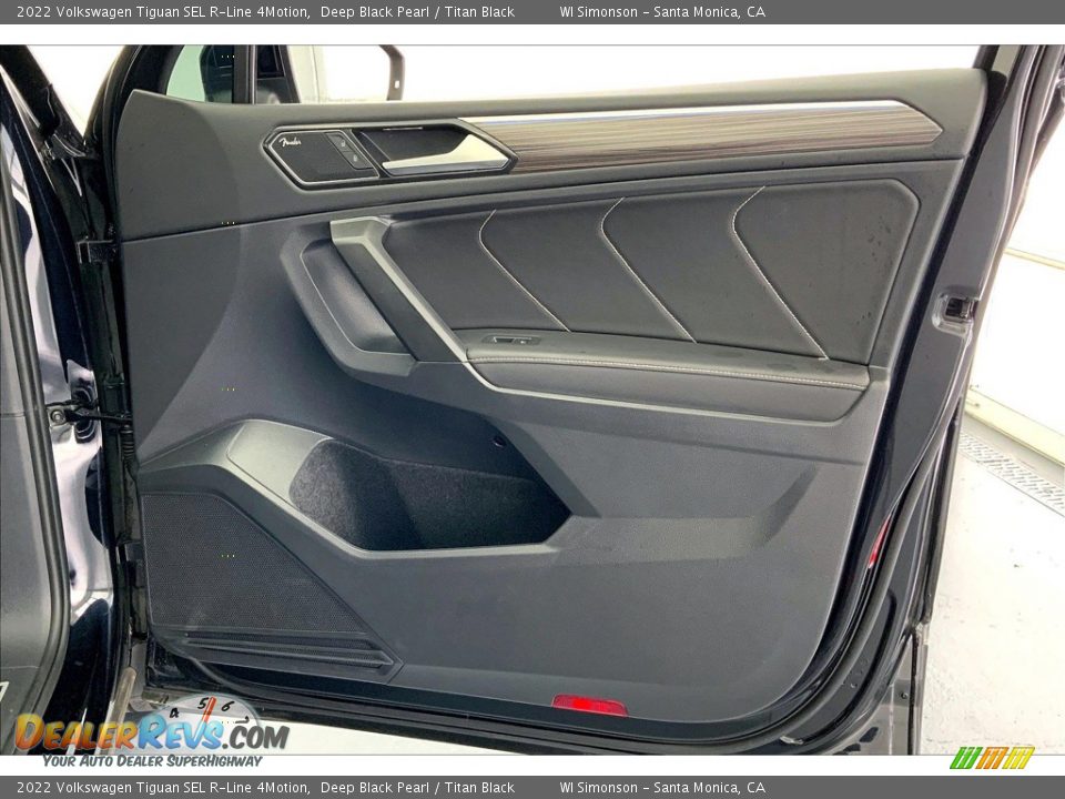 Door Panel of 2022 Volkswagen Tiguan SEL R-Line 4Motion Photo #27