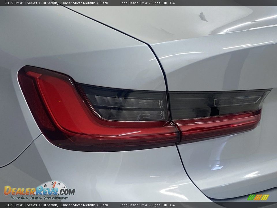 2019 BMW 3 Series 330i Sedan Glacier Silver Metallic / Black Photo #8