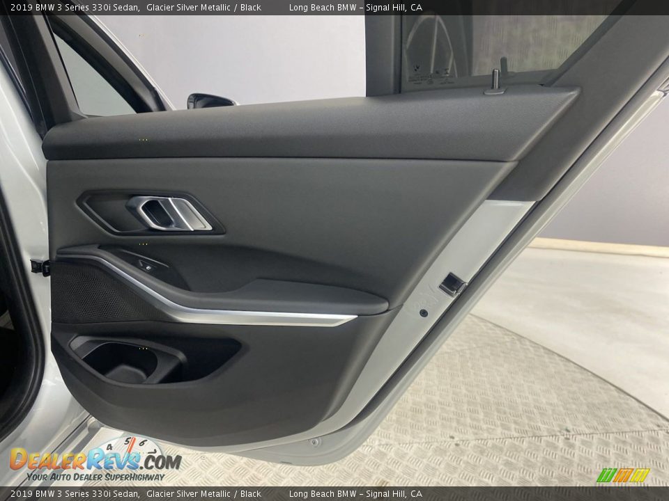 2019 BMW 3 Series 330i Sedan Glacier Silver Metallic / Black Photo #35