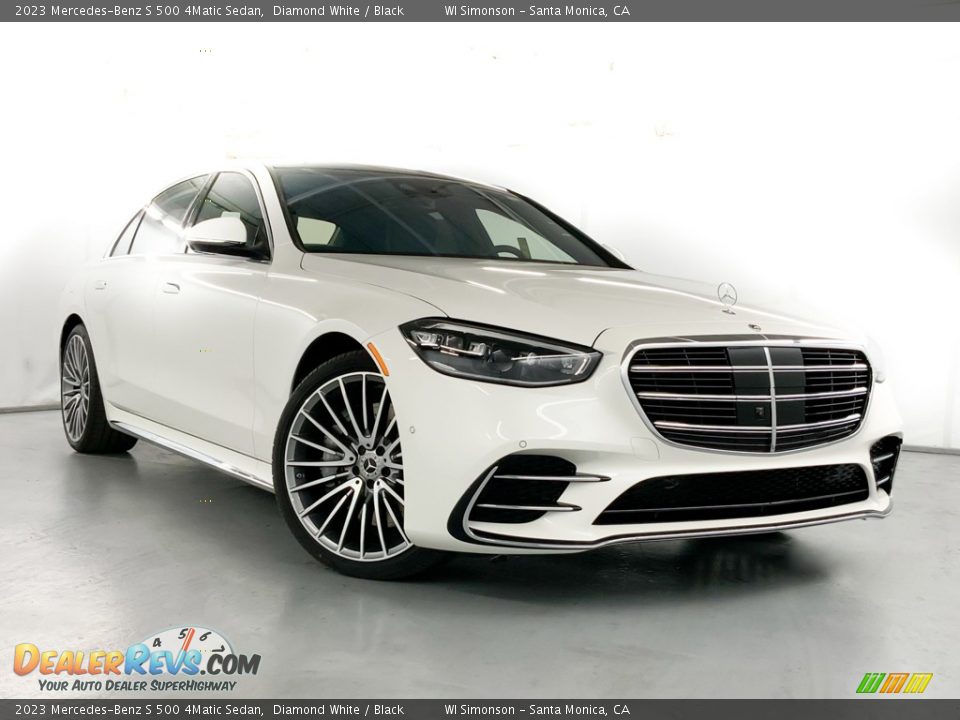 Front 3/4 View of 2023 Mercedes-Benz S 500 4Matic Sedan Photo #2