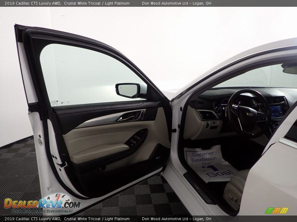 2019 Cadillac CTS Luxury AWD Crystal White Tricoat / Light Platinum Photo #13