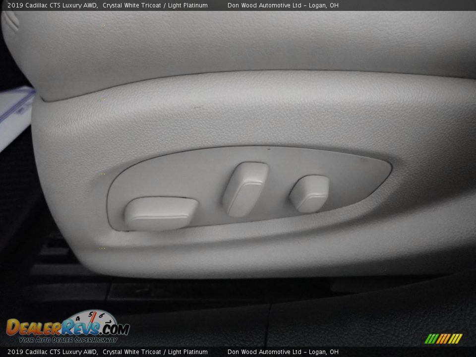 2019 Cadillac CTS Luxury AWD Crystal White Tricoat / Light Platinum Photo #17
