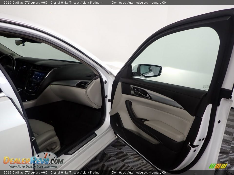 2019 Cadillac CTS Luxury AWD Crystal White Tricoat / Light Platinum Photo #29