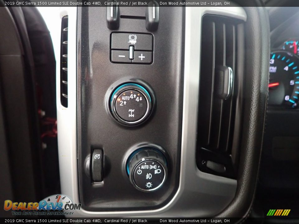 Controls of 2019 GMC Sierra 1500 Limited SLE Double Cab 4WD Photo #15