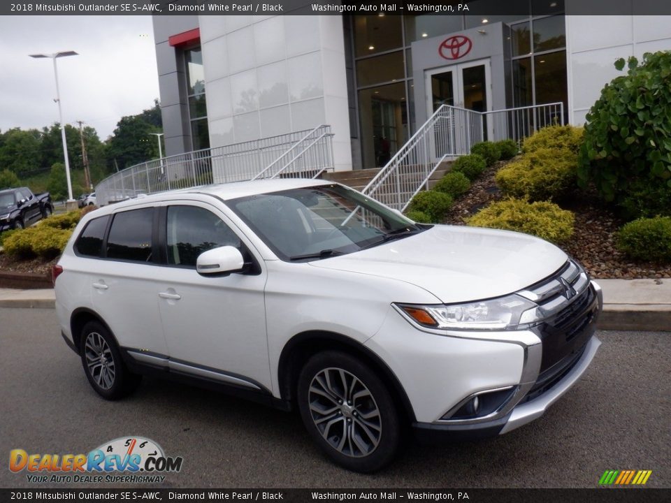 2018 Mitsubishi Outlander SE S-AWC Diamond White Pearl / Black Photo #1