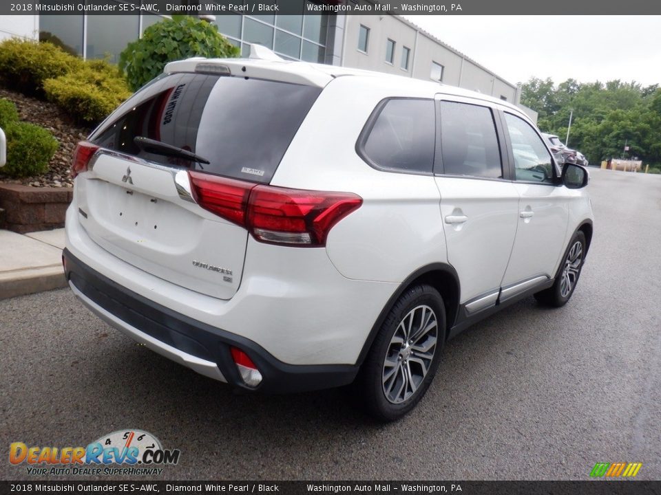 2018 Mitsubishi Outlander SE S-AWC Diamond White Pearl / Black Photo #14