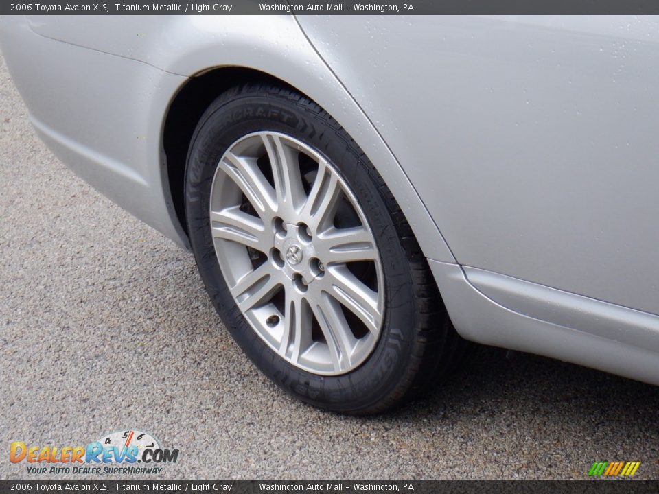 2006 Toyota Avalon XLS Titanium Metallic / Light Gray Photo #9