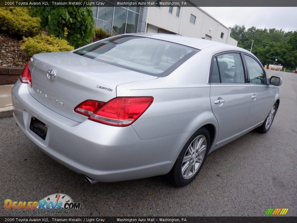 2006 Toyota Avalon XLS Titanium Metallic / Light Gray Photo #15