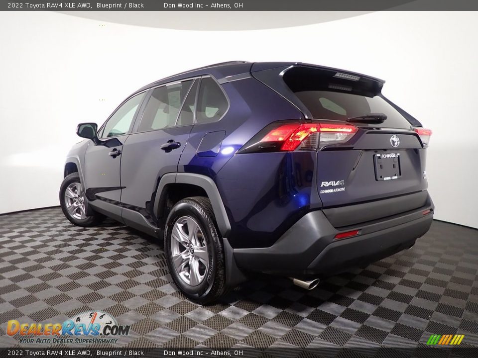 2022 Toyota RAV4 XLE AWD Blueprint / Black Photo #10